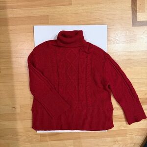 GAP 24/7 Split-Hem Cable Knit Sweater - Women’s